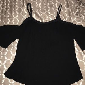 Black blouse with no shoulders